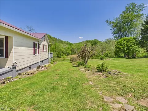 Exterior - 44 Glendale Rd, Cairo, WV 26337 photo 8 of 16