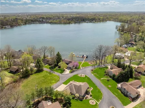 View/Area - 4101 Cove Cir NW, Canton, OH 44708 photo 1 of 4