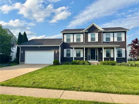 11270 Grand Valley Dr NW, Uniontown, OH 44685