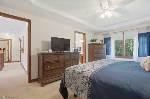 Bedroom - 6394 Meadowbrook Dr, Mentor, OH 44060 photo 3 of 7