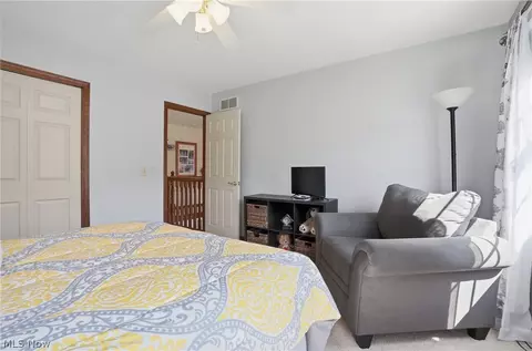 Bedroom - 6394 Meadowbrook Dr, Mentor, OH 44060 photo 7 of 7
