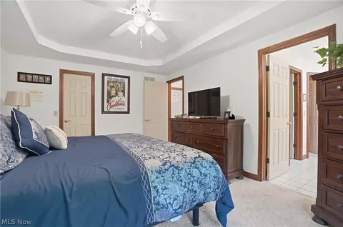 Bedroom - 6394 Meadowbrook Dr, Mentor, OH 44060 photo 2 of 7