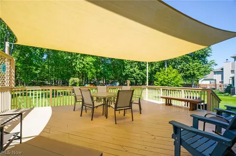 Exterior - 6394 Meadowbrook Dr, Mentor, OH 44060 photo 2 of 13