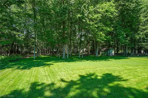 Exterior - 6394 Meadowbrook Dr, Mentor, OH 44060 photo 6 of 13