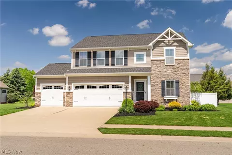 Exterior - 6819 Shiloh St NW, Canton, OH 44708 photo 9 of 9