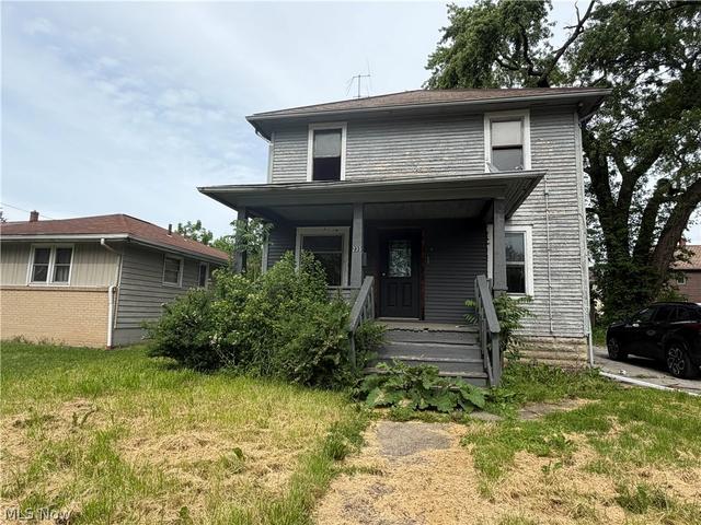 235 Iddings Ave SE, Warren, OH 44483