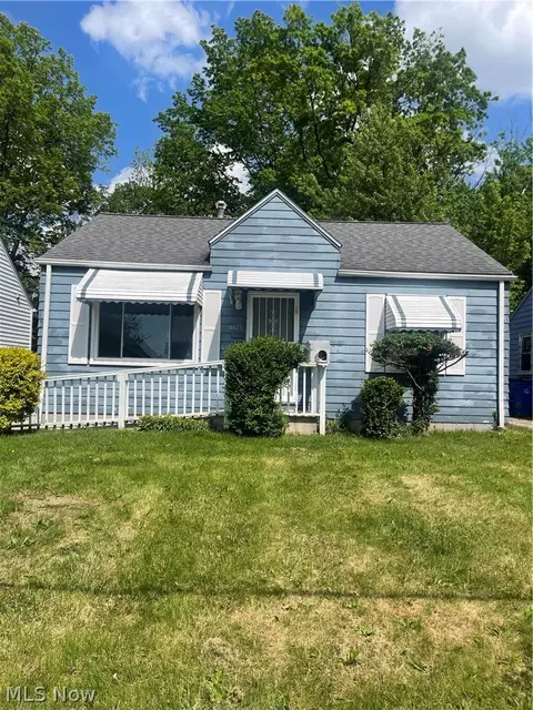 4423 E 141st St, Cleveland, OH 44128