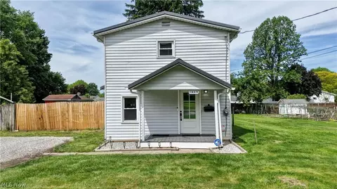 1624 Breiding Rd, Akron, OH 44310