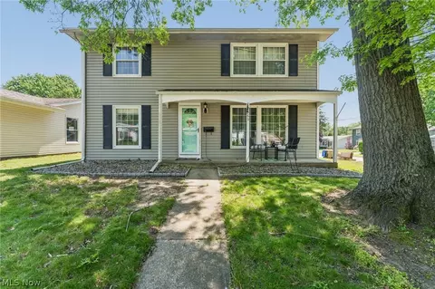 2369 Frederick Dr, Cuyahoga Falls, OH 44221