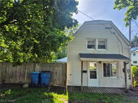 Exterior - 1306 Madison Ave, Lorain, OH 44053 photo 3 of 6