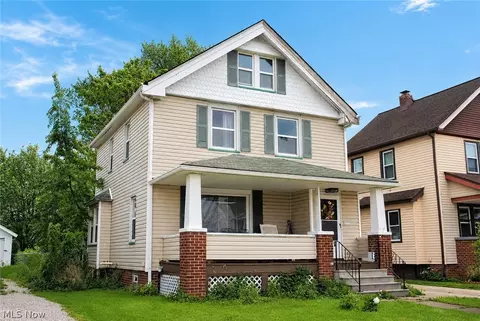 2027 Bunts Rd, Lakewood, OH 44107