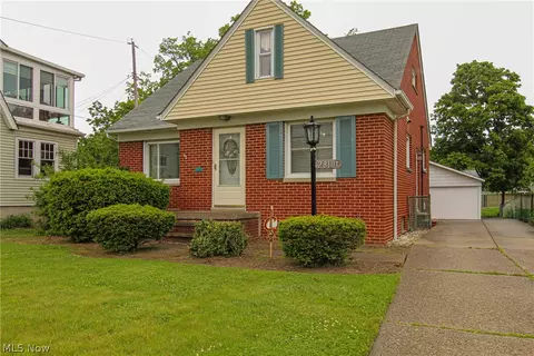 28101 Lake Shore Blvd, Euclid, OH 44132