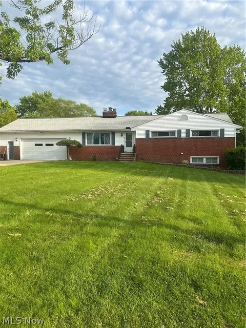 17228 Egbert Rd, Walton Hills, OH 44146