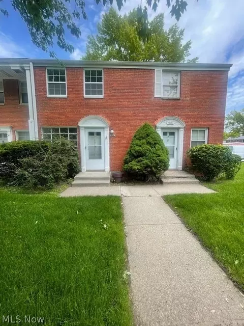 22651 Fox #I, Euclid, OH 44123