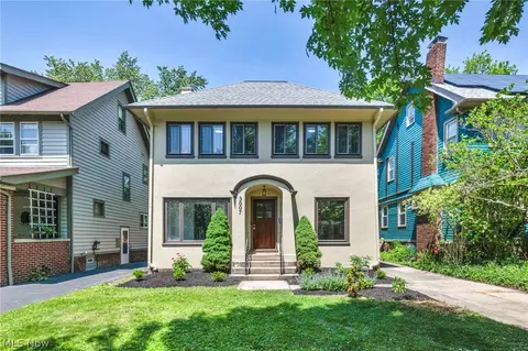 3007 Edgehill Rd, Cleveland Heights, OH 44118