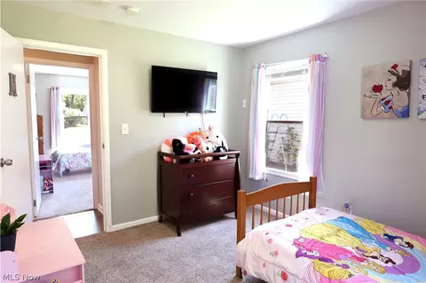 556 Keys Dr, Elyria, OH 44035 photo 7
