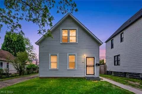 3214 W 61st St, Cleveland, OH 44102