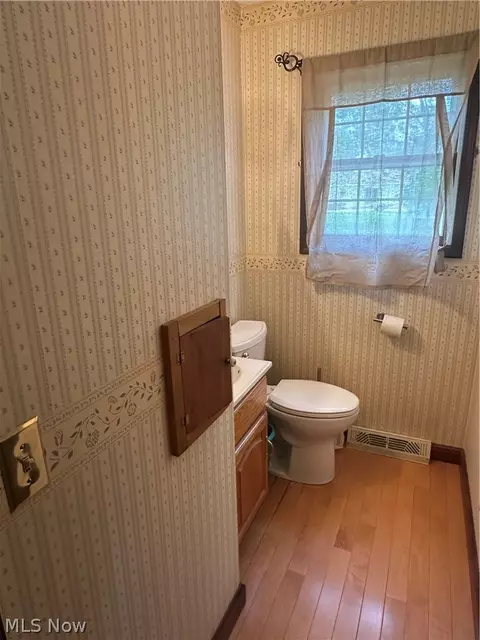 Bath - 742 Sabrina Dr, Boardman, OH 44512 photo 3 of 3