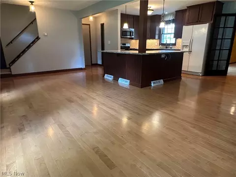 Living - 742 Sabrina Dr, Boardman, OH 44512 photo 1 of 6