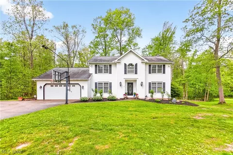 9103 Lake In The Woods Trl, Chagrin Falls, OH 44023