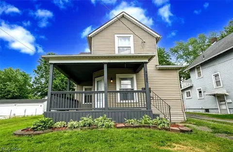 2221 9th St SW, Akron, OH 44314