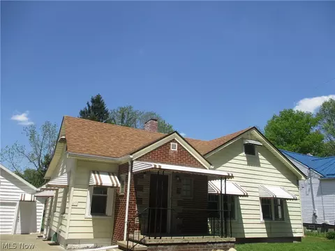 411 Eastlawn St, Geneva, OH 44041