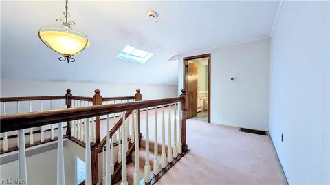 Entry Way - 6409 Old Wood Rd, Ashtabula, OH 44004 photo 4 of 4