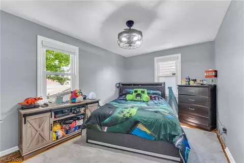 Bedroom - 9205 Beech Ave, Brooklyn, OH 44144 photo 4 of 5