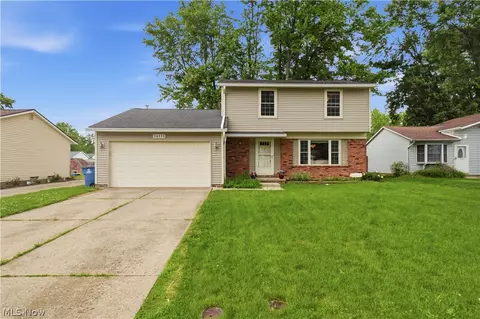 36515 Starboard Dr, Eastlake, OH 44095