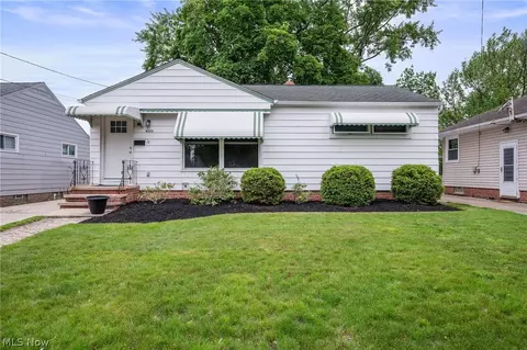 4353 W 182nd St, Cleveland, OH 44135