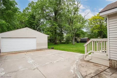 6911 Brookside Rd, Independence, OH 44131 photo 34