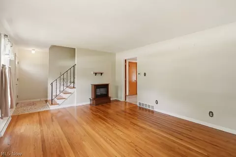 161 Pinehurst Rd, Munroe Falls, OH 44262 photo 6