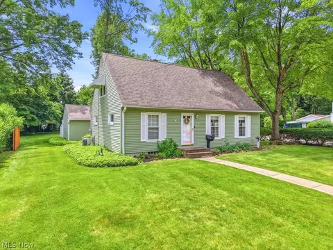 161 Pinehurst Rd, Munroe Falls, OH 44262 photo 2