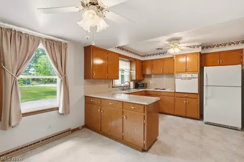 161 Pinehurst Rd, Munroe Falls, OH 44262 photo 10