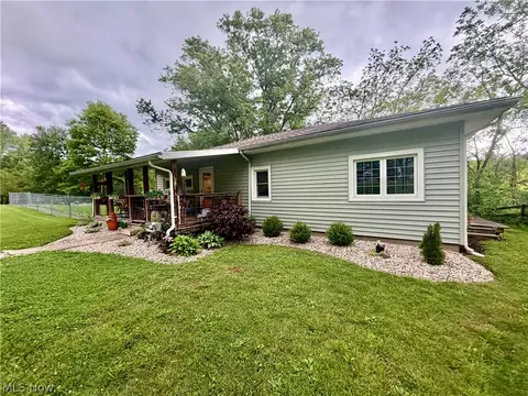 777 Valley Mills Rd, Parkersburg, WV 26104