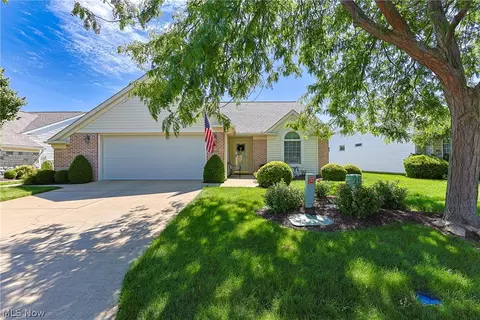 2116 Lakefield Dr, Huron, OH 44839