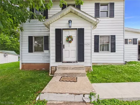 4429 12th Ave, Parkersburg, WV 26101