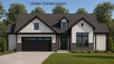 6760 Benedict Dr, Middleburg Heights, OH 44130
