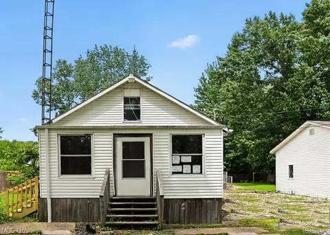 517 Dewitt St, Lorain, OH 44055