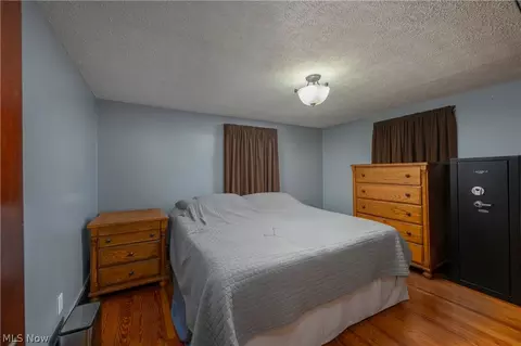Bedroom - 501 E 4th St, Dover, OH 44622 photo 1 of 3