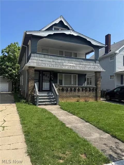 13805 Othello Ave, Cleveland, OH 44110