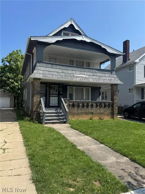 13805 Othello Ave, Cleveland, OH 44110