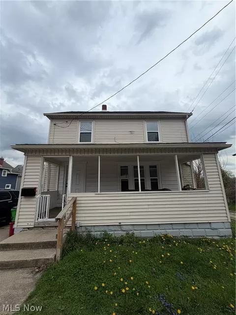 1015 Romig Ave, Barberton, OH 44203