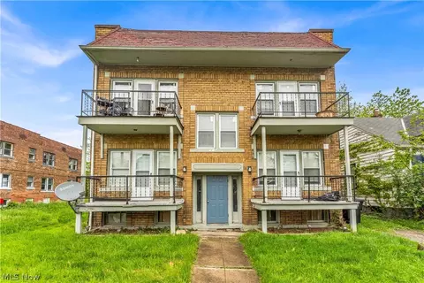 3301 E 143rd St, Cleveland, OH 44120