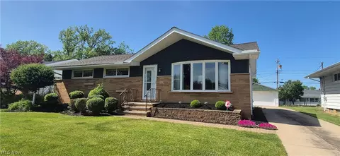 73 E Hillsdale Ave, Seven Hills, OH 44131