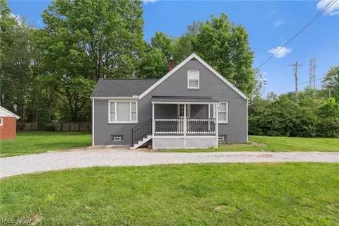 3502 Cleveland Ave S, Canton, OH 44707