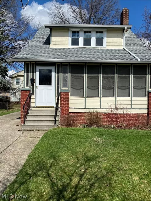 12116 Longmead Ave, Cleveland, OH 44135