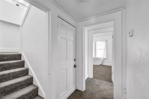 Entry Way - 840 Work Dr, Akron, OH 44320 photo 5 of 7