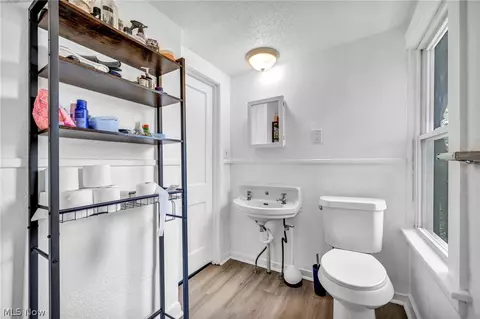 Bath - 840 Work Dr, Akron, OH 44320 photo 1 of 4