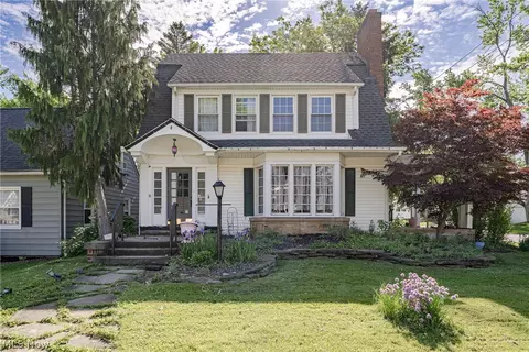 1665 Maywood Rd, South Euclid, OH 44121